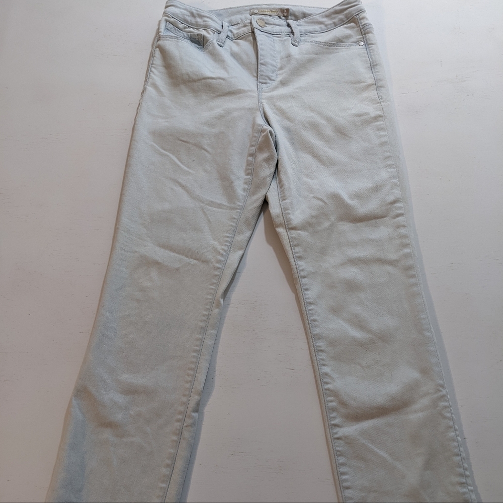 Athleta Women's Sculptek Straight Leg Ankle Light White Wash Denim Jeans -Size 8